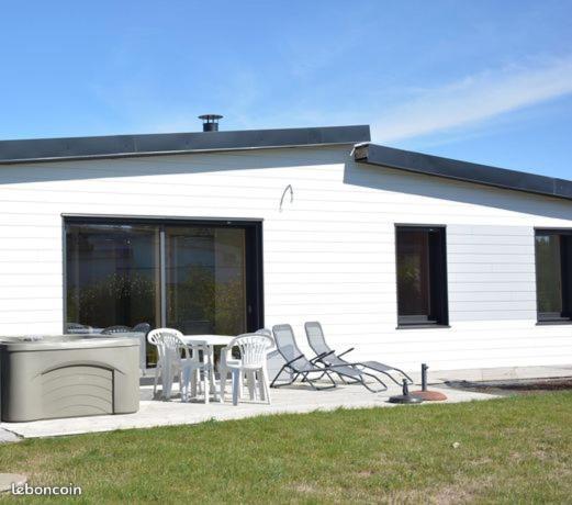 Maison bord de mer avec jacuzzi Névez Eksteriør bilde